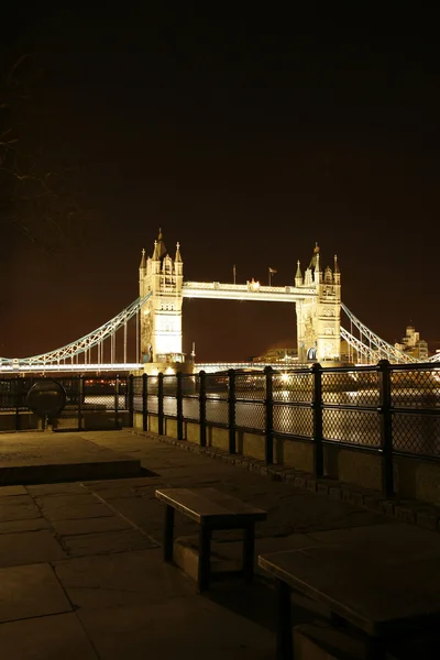Ponte Torre à noite — Fotografia de Stock
