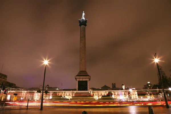 Nelsonův sloup na Trafalgarském náměstí — Stock fotografie