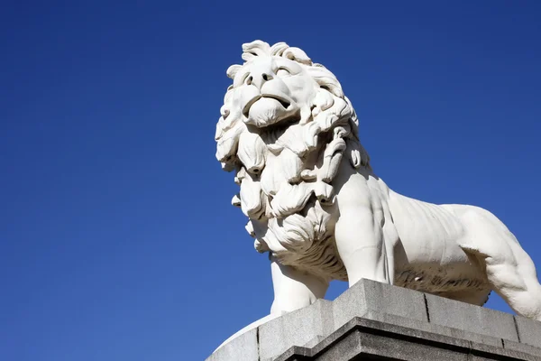 ウェストミン スター橋獅子像 — ストック写真