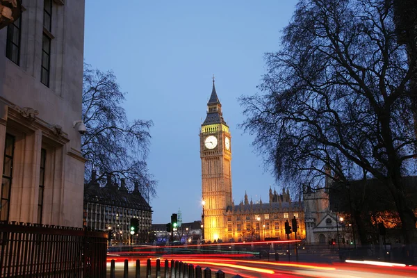 Palácio de Westminster à noite — Fotografia de Stock