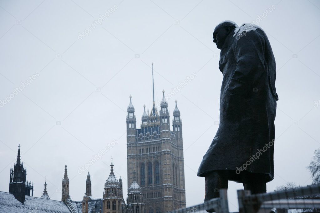 Churchill Statue