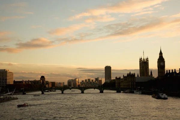 Paesaggio di Londra Westminster e London Eye Immagine Stock