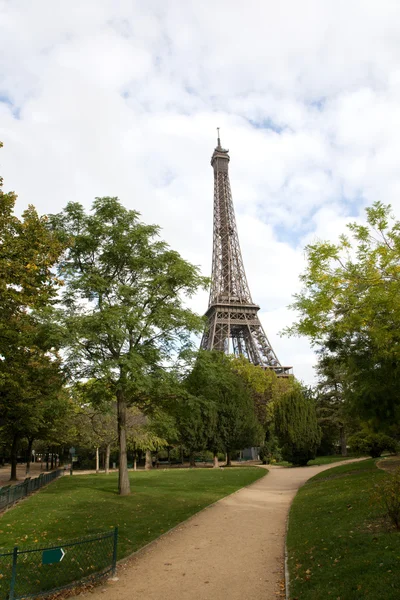 Eiffeltoren in Parijs — Stockfoto