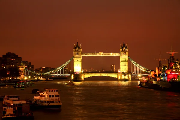 Tower Bridge v noci — Stock fotografie