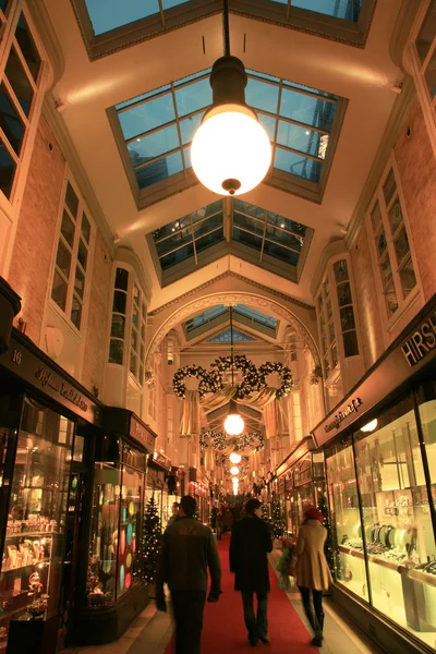 Burlington Arcade, Лондон — стоковое фото