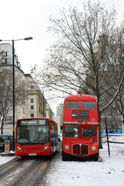 Londra yol ana veri yolu