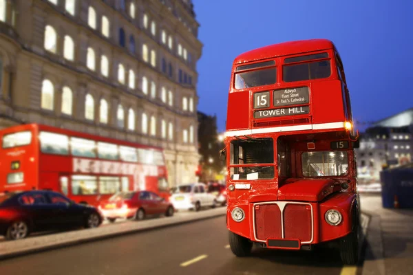 런던 루트 마스터 버스 — 스톡 사진