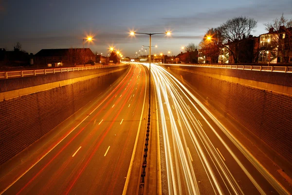 夜の交通路 — ストック写真