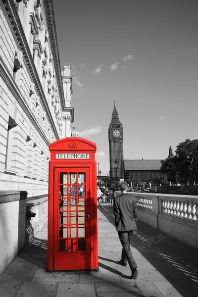 Big Ben e cabine telefónica vermelha — Fotografia de Stock