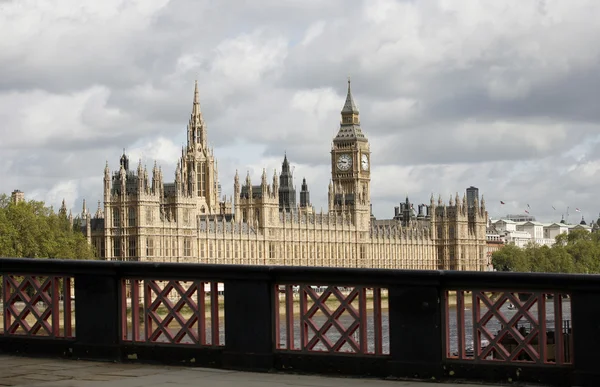 Londons Skyline, Westminster Palace, Big Ben und Victoria Tower — Stockfoto
