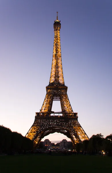 Eiffel-torony éjjel — Stock Fotó