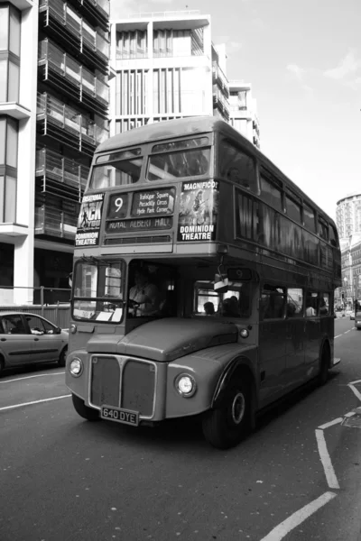 Ruta de Londres Master Bus — Foto de Stock