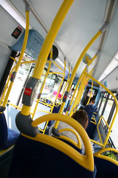 ロンドン ダブル デッカー バスの内部 — ストック写真