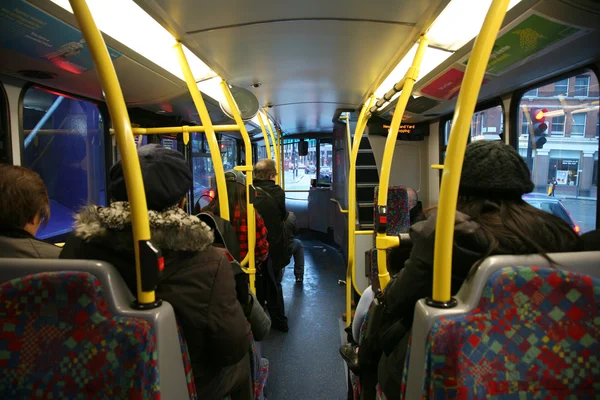 Pendolari autobus Londra — Foto Stock