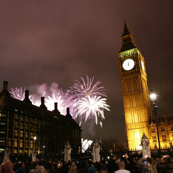 Fuochi d'artificio di Capodanno — Foto Stock