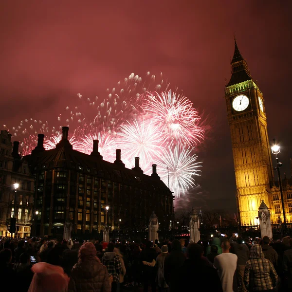 Fogos de artifício de Ano Novo — Fotografia de Stock