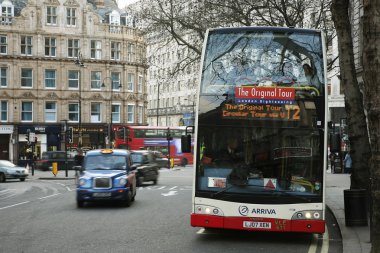 üstü açık şehir tur otobüsü, Londra