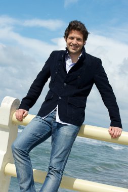 Genç adam portresi