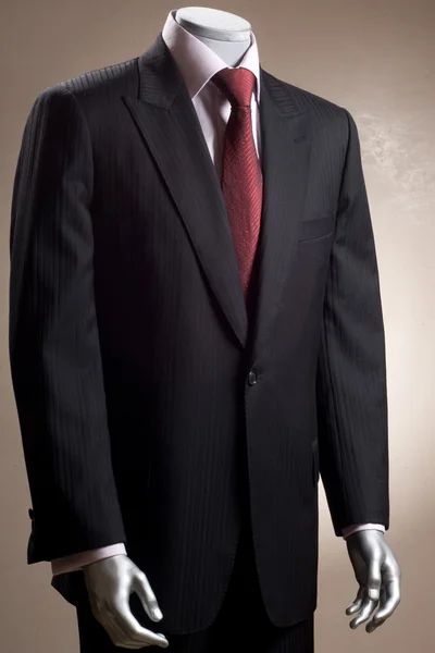 Manekýn oblek, košili a kravatu — Stock fotografie