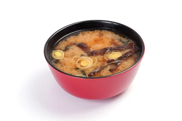 De la soupe. Soupe miso. Sur fond blanc. Tofu, champignons shiitake — Photo