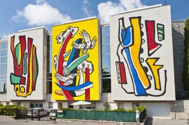 Fernand Leger Museum clipart