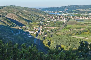 vienne yakınındaki Rhone Nehri Vadisi