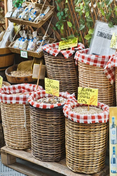 Baskets of Dried Beans — Stock Photo, Image