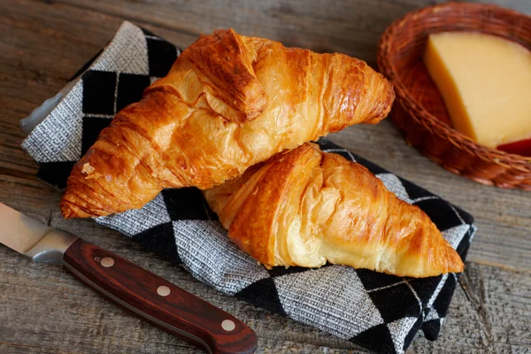 Franse croissants halve manen — Stockfoto