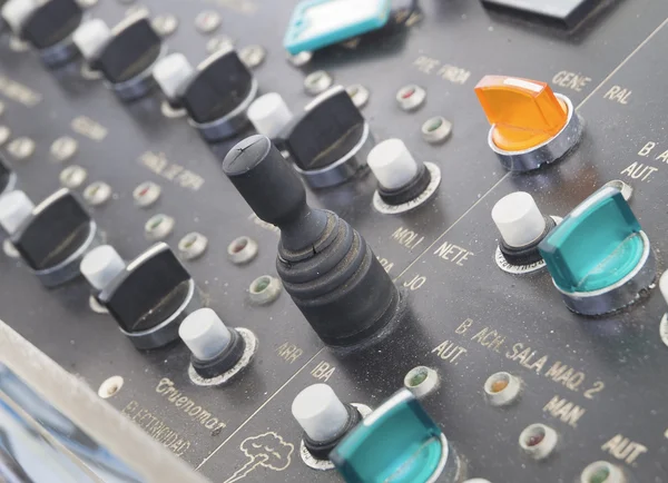 Kontrollpanel med joystick och knappar — Stockfoto