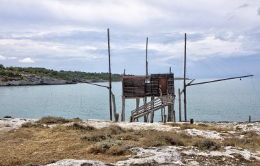 Vieste (İtalya üzerinden geleneksel Trabucco)