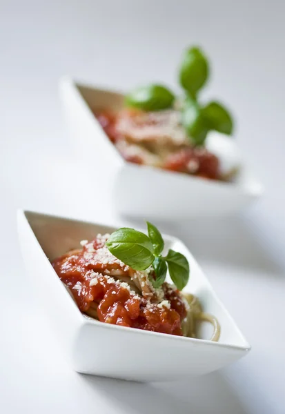 Spaghetti bolognese con parmigiano — Foto Stock