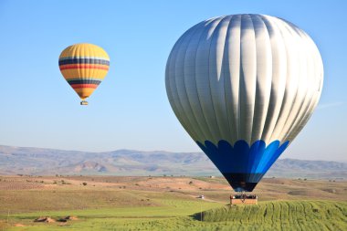 Kapadokya, Türkiye 'de sıcak hava balonları