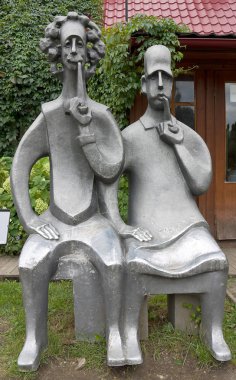 Sculpture of Albert Einstein and Niels Bohr clipart