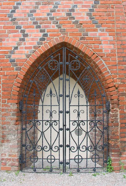 Kovácsolt kapuk Königsberg Cathedral, Kaliningrad, Oroszország — Stock Fotó