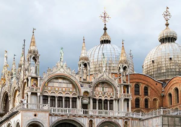 Basilika San Marco i Venedig. — Stockfoto