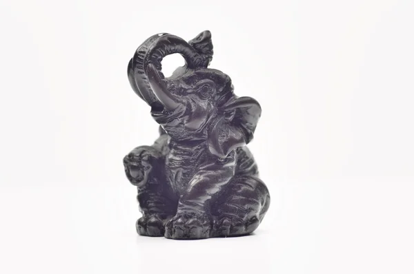 大象小雕像的乌木特写 — 图库照片
