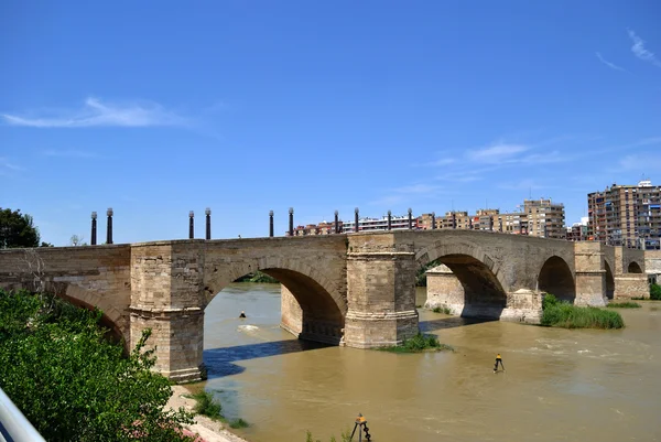 Kamenný most v Zaragoze Stock Snímky