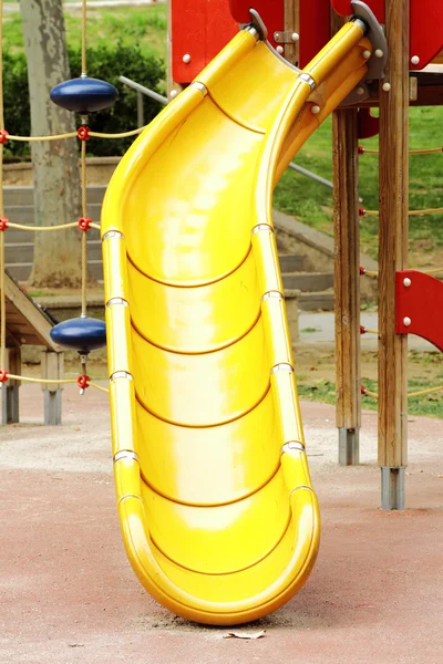 Szene Kinderspielzeug im Freien Hervorhebung seiner Farbe und Textur — Stockfoto