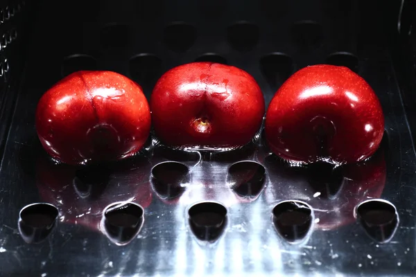 Escena de cereza que expresa la influencia de la nueva cocina gourmet — Foto de Stock