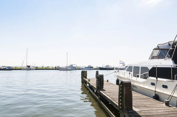 Yacht in Volendam — Stock Photo, Image