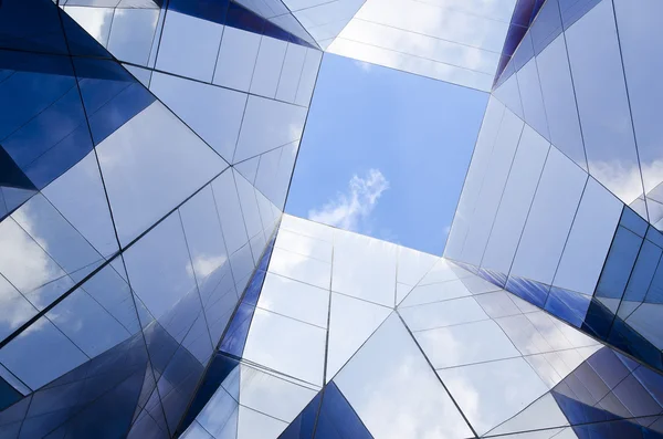 Architettura moderna in vetro — Foto Stock