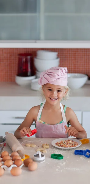 Pretty girl baking — Stock Photo, Image