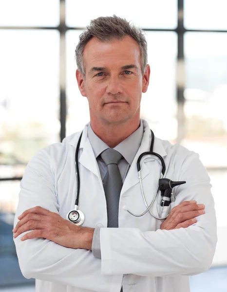 Serious senior doctor — Stock Photo, Image