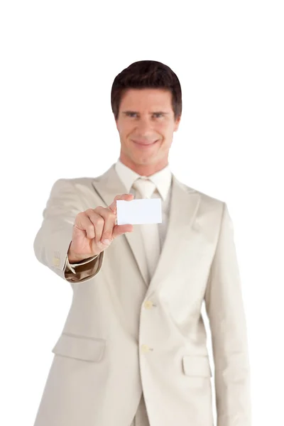 Όμορφος επιχειρηματίας με μια λευκή κάρτα — Φωτογραφία Αρχείου