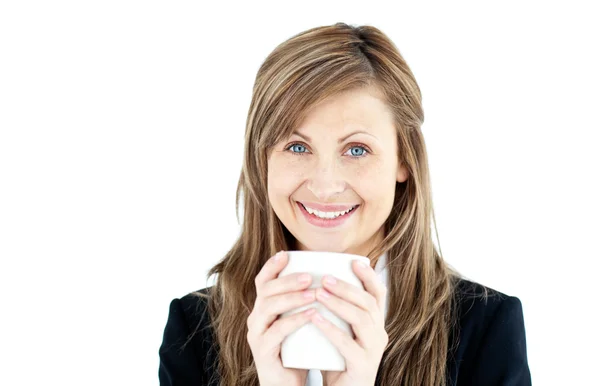 Όμορφος επιχειρηματίας, πίνοντας ένα καφέ κατά ένα λευκό έκφραση — Φωτογραφία Αρχείου