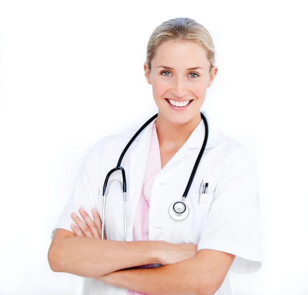 Caucasico medico femminile braccia pieghevoli — Foto Stock