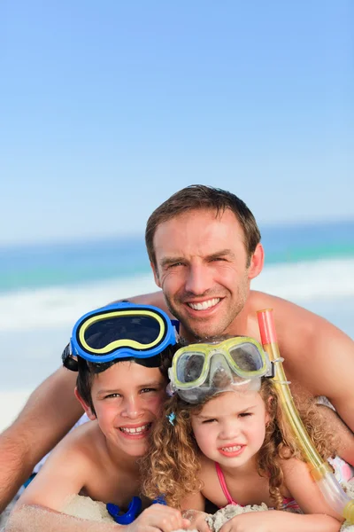 Children with their father — Stock Photo, Image