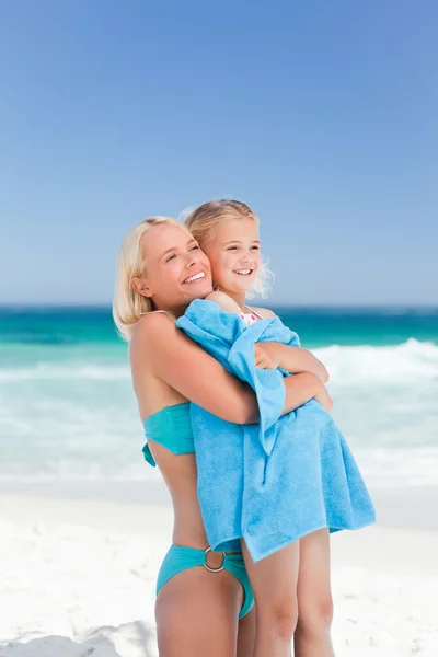 Mother with her daughter in her towel — Stock Photo, Image