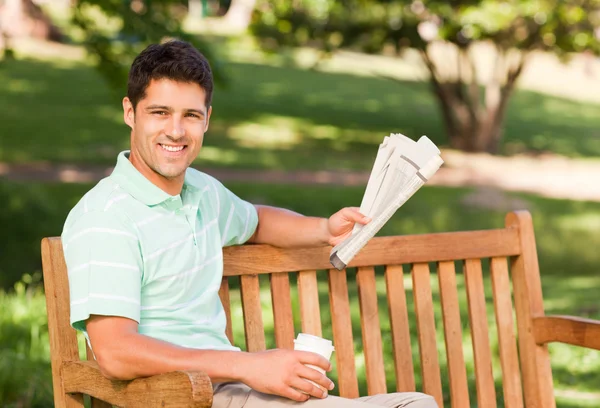 Man with a paper — Stock Photo, Image