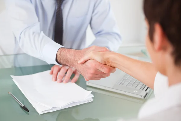 Office workers having a handshake — Stock Photo, Image